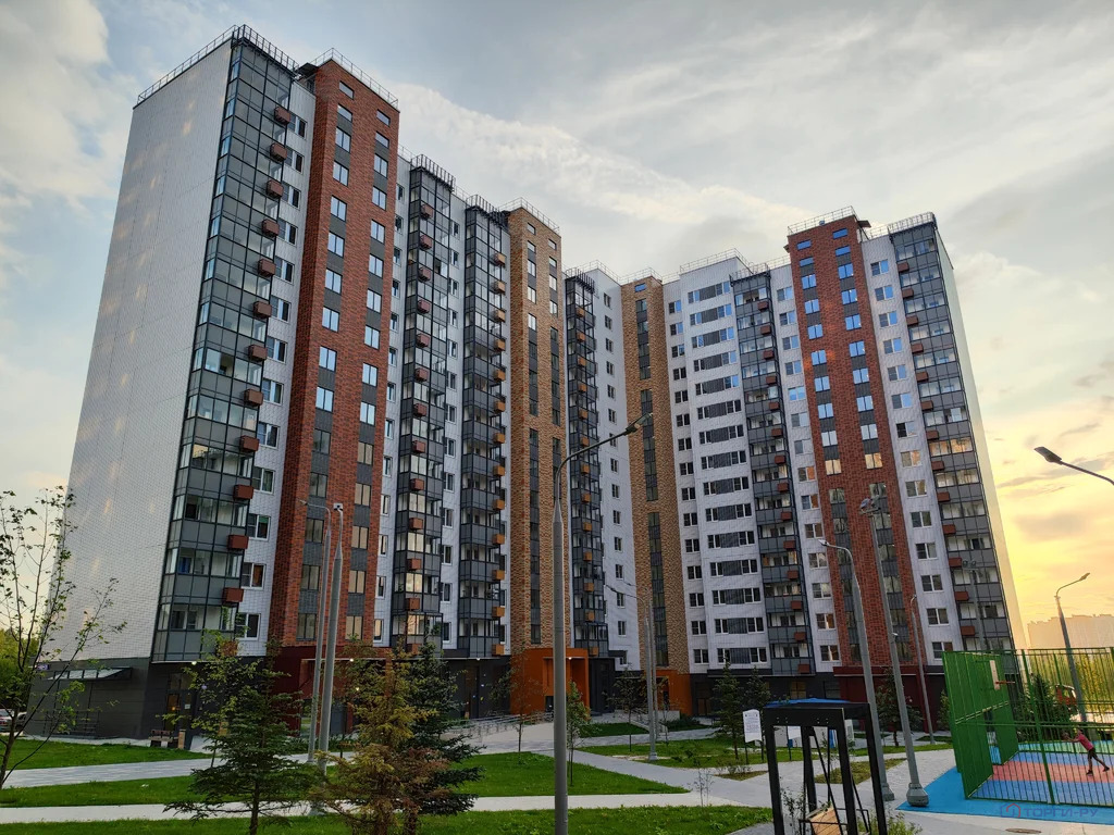 Продажа квартиры, Кварцевая улица - Фото 1