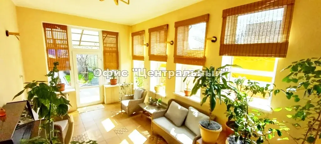 ЖДР, 1 км от пл. Дружинников,  кирп. дом 300 кв.м. в/у, 3,1  сотки - Фото 1