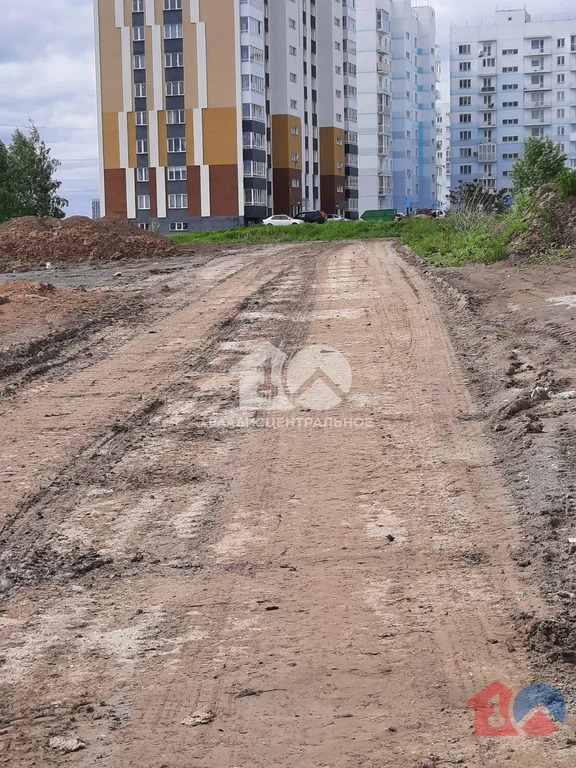 городской округ Новосибирск, Новосибирск, улица В. Высоцкого, д.143/6, ... - Фото 5