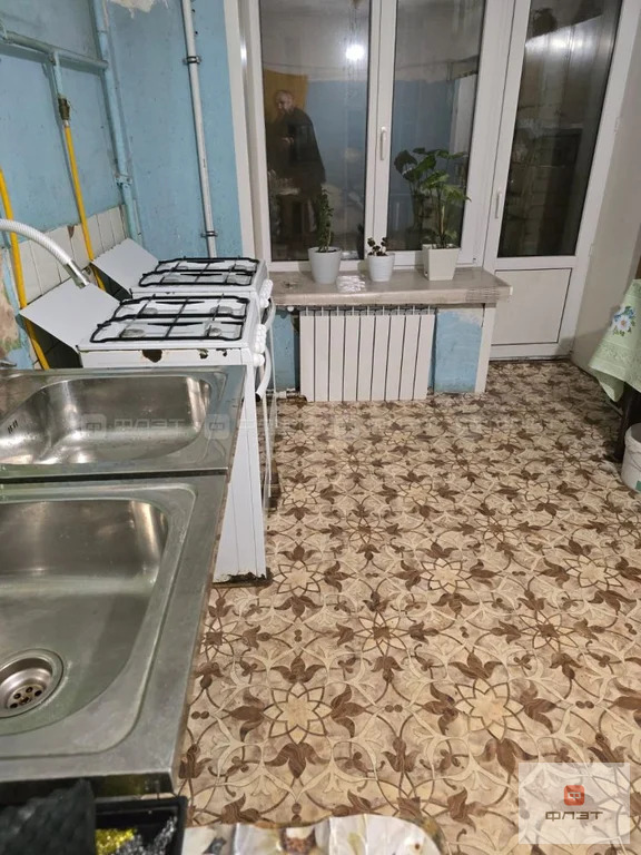 Продажа комнаты, Казань, ул. Амирхана Еники - Фото 1