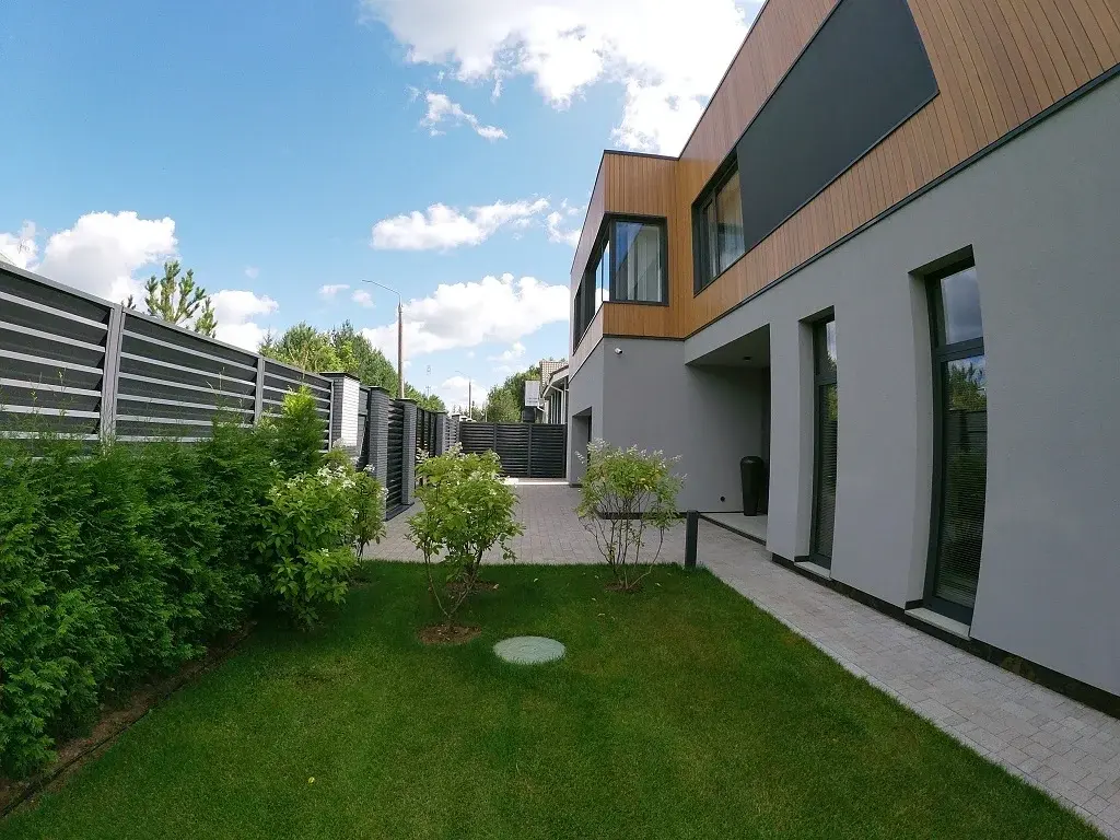 Продажа нового современного дома с панорамным остеклением на Рублевке - Фото 3