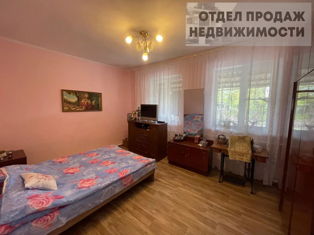 Дом с прудом на участке - Фото 20