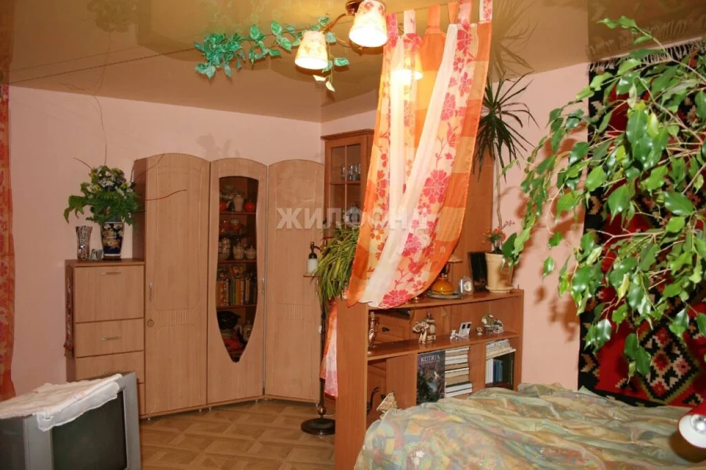 Продажа квартиры, Новосибирск, Цветной проезд - Фото 1