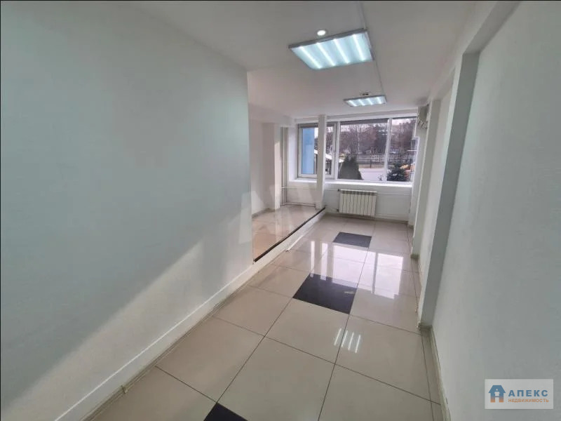 Аренда помещения (ПСН) пл. 310 м2 под магазин, нотариуса, турфирму, ... - Фото 0