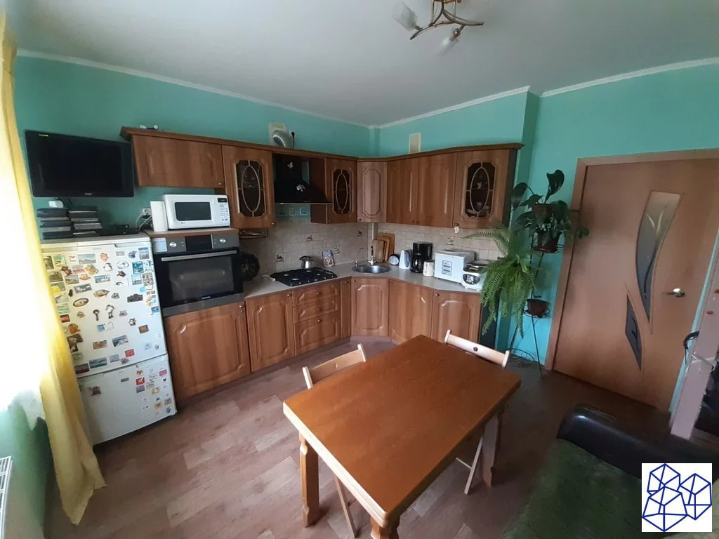 Продажа квартиры, Энгельс, Тельмана улица, д.18 - Фото 3