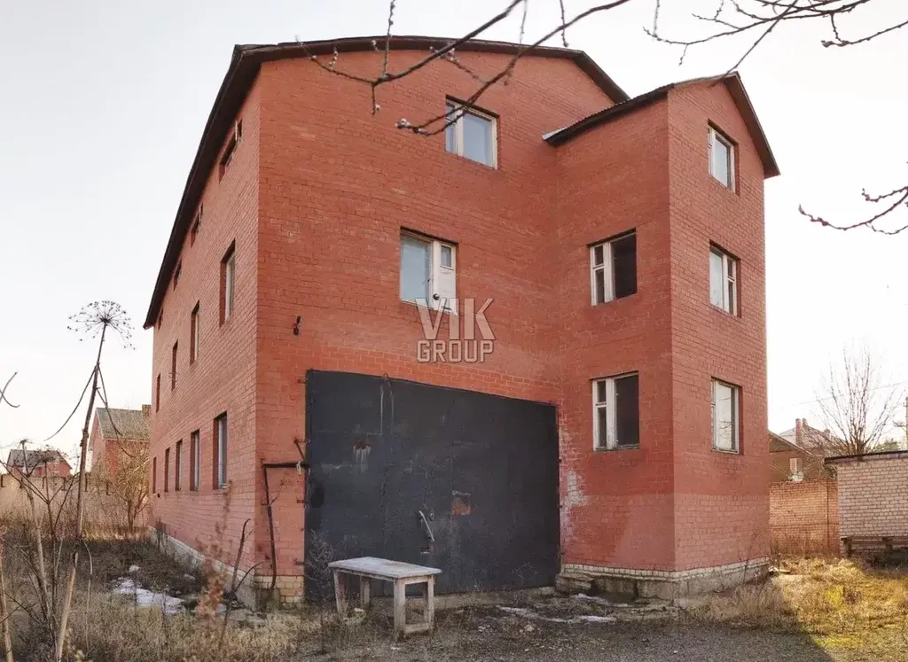 Продается двухэтажный (3 уровневый) кирпичный коттедж в дер Рычково - Фото 1