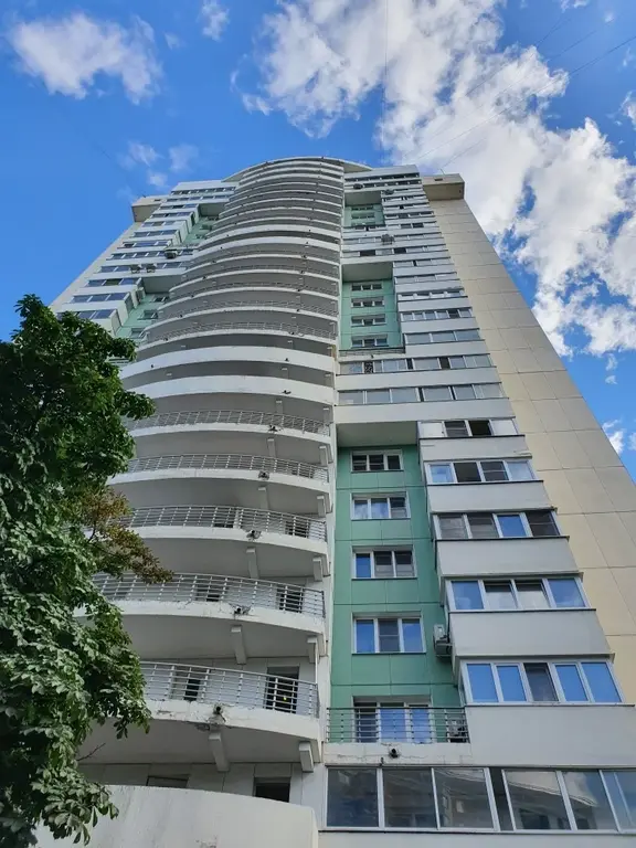 Продам современную квартиру в новом доме - Фото 0