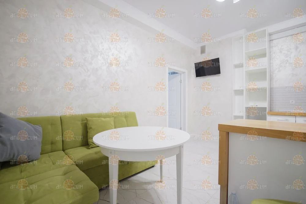 2-комн. квартира - Фото 9