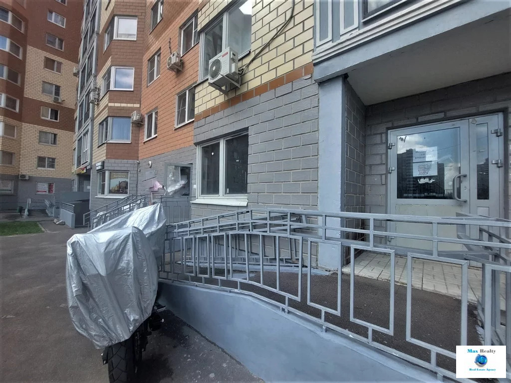 Продается Офис. , Домодедово г, улица Курыжова 30 - Фото 2