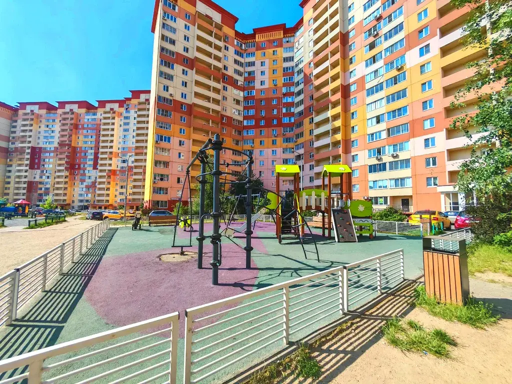 Однокомнатная квартира в мкр. Новые Островцы, ул. Баулинская, дом 4 - Фото 1