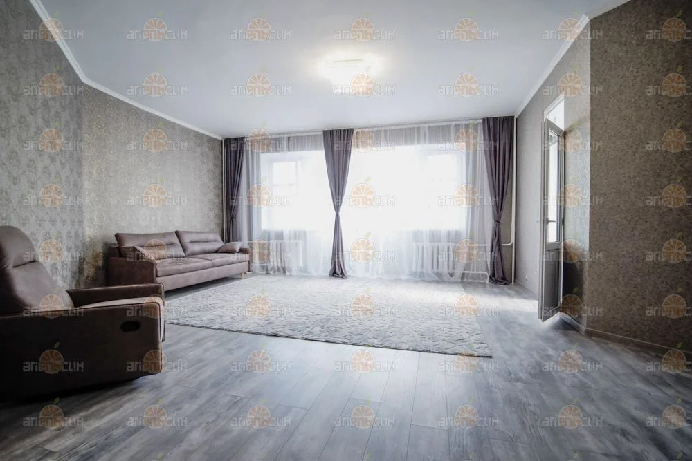 3-комн. квартира - Фото 0