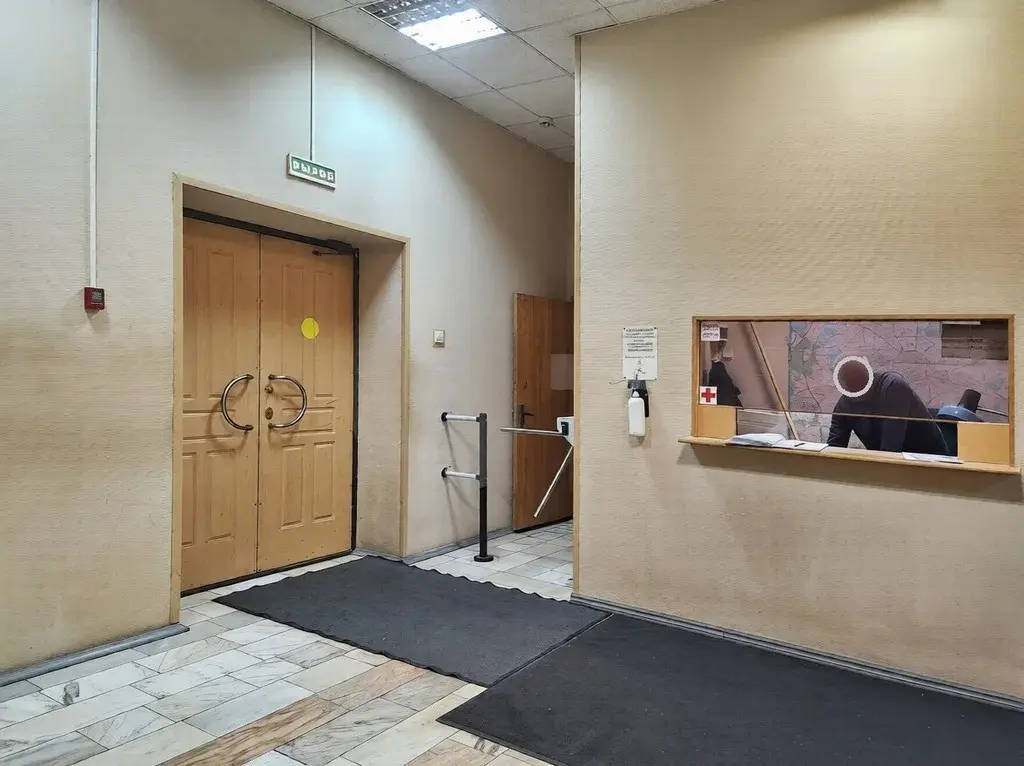 Здание м. Авиамоторная - Фото 2