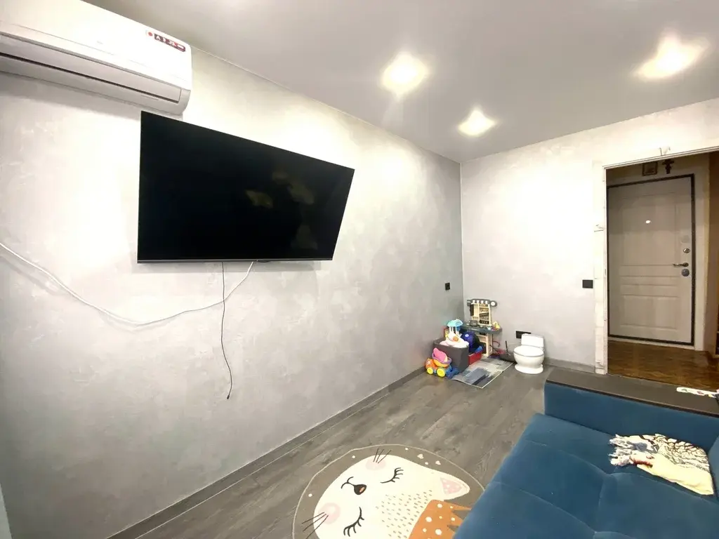 Трехкомнатная квартира в 4-м микрорайоне, дом 3 - Фото 5