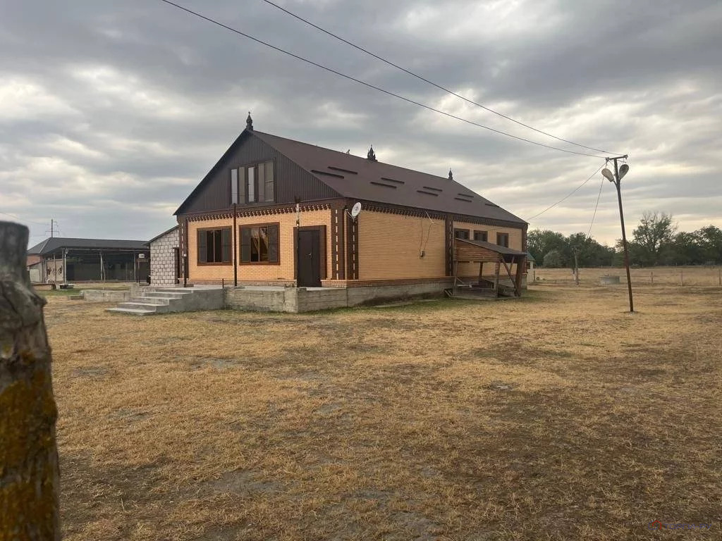 Продажа дома, Верхний-Наур, Надтеречный район, ул. Садовая - Фото 0