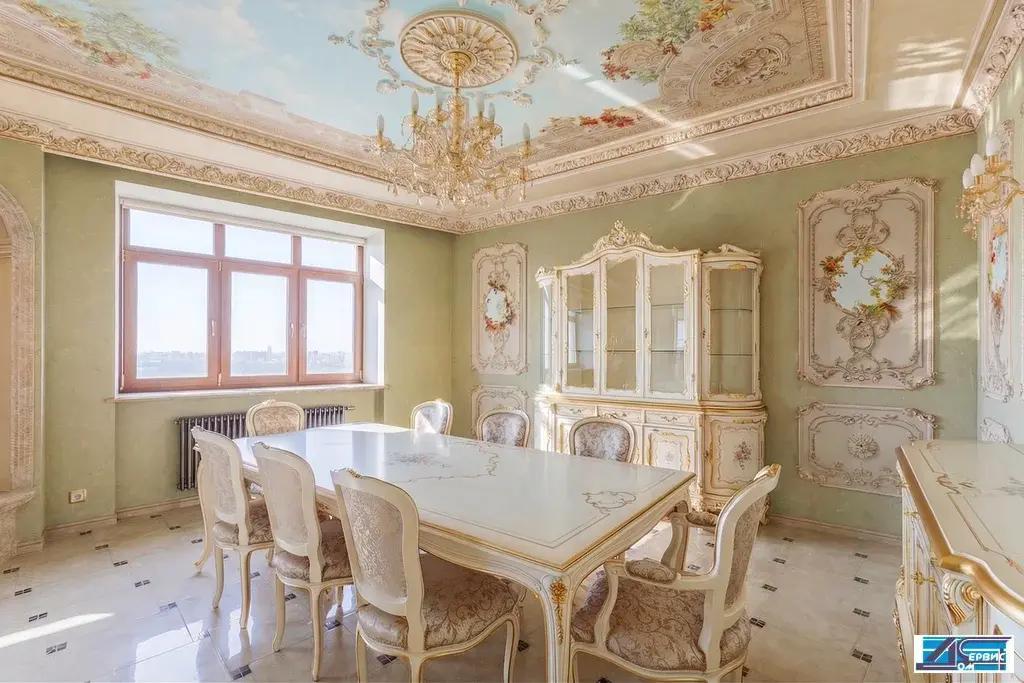 продается 5-и комнатная квартира - Фото 1