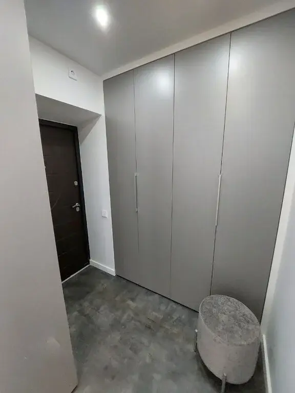 Сдам 1кв квартиру после ремонта с мебелью - Фото 1