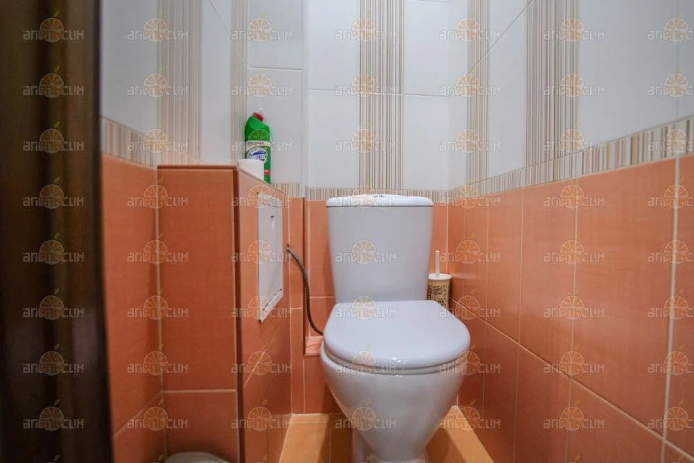 2-комн. квартира - Фото 11
