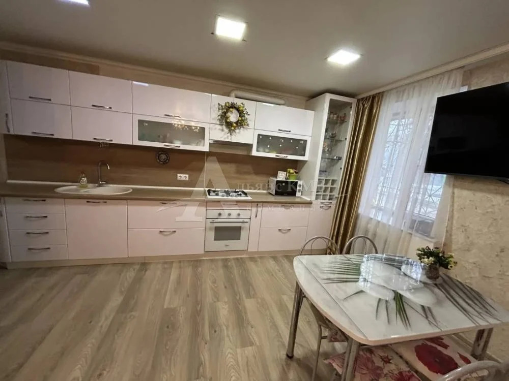 Продажа квартиры, Минеральные Воды, Карла Маркса ул. - Фото 1