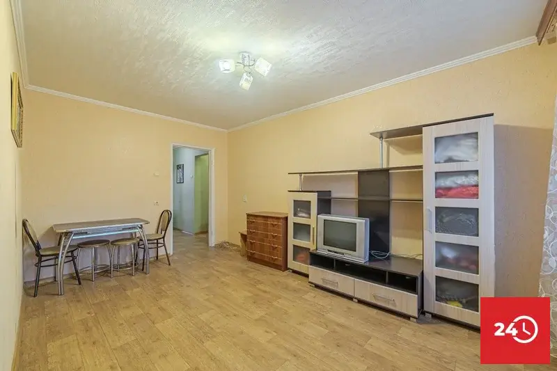 В продаже 1 комнатная квартира по ул. Терновского, 186 с ремонтом - Фото 0