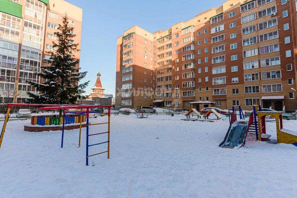 Продажа квартиры, Новосибирск, Владимира Высоцкого - Фото 1