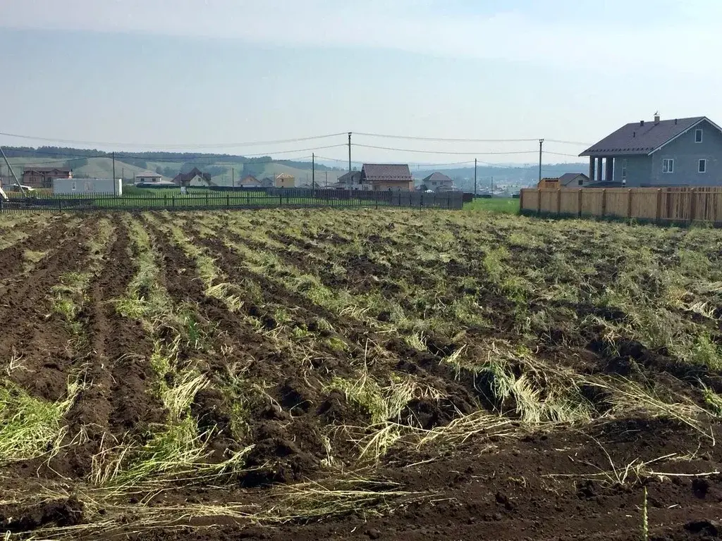 Дом ижс красноярск. Деревня Бугачево Емельяновский район Красноярский край. Вода в Бугачево Красноярск. Калининградская область Бугачево. Дома д. Бугачево.