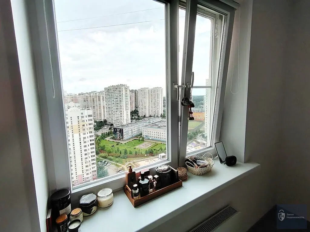 Заезжай и живи. 2 ком. квартира с мебелью и техникой. 5 км от МКАД - Фото 9