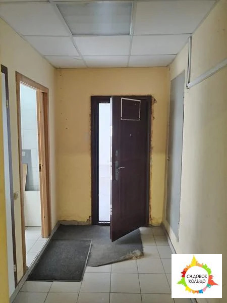 На первом этаже, очень светлое помещение 35 - Фото 0