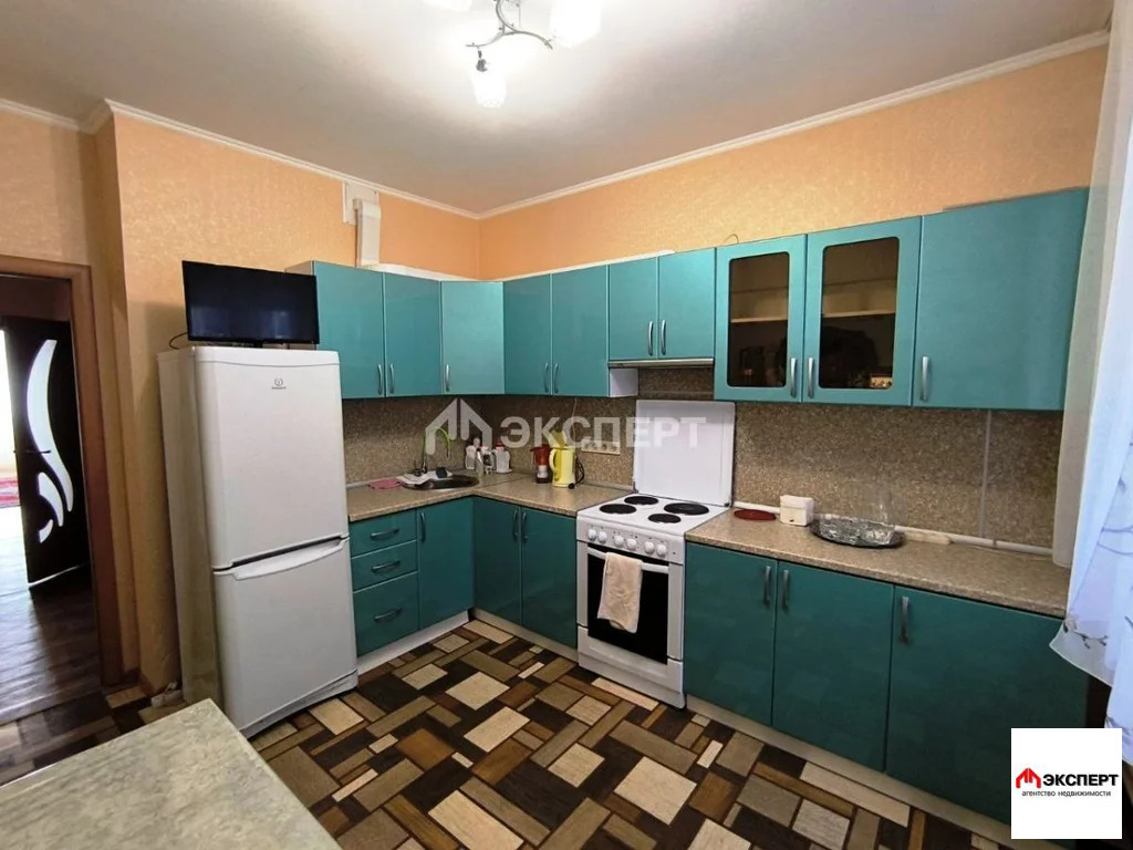 2-комнатная квартира, ул. Каляева - Фото 1