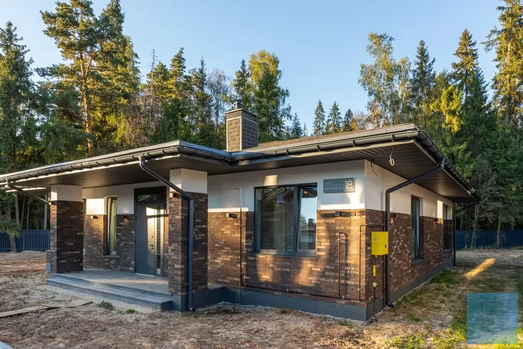 крайний к лесу дом в КП Дивный лес - Фото 1