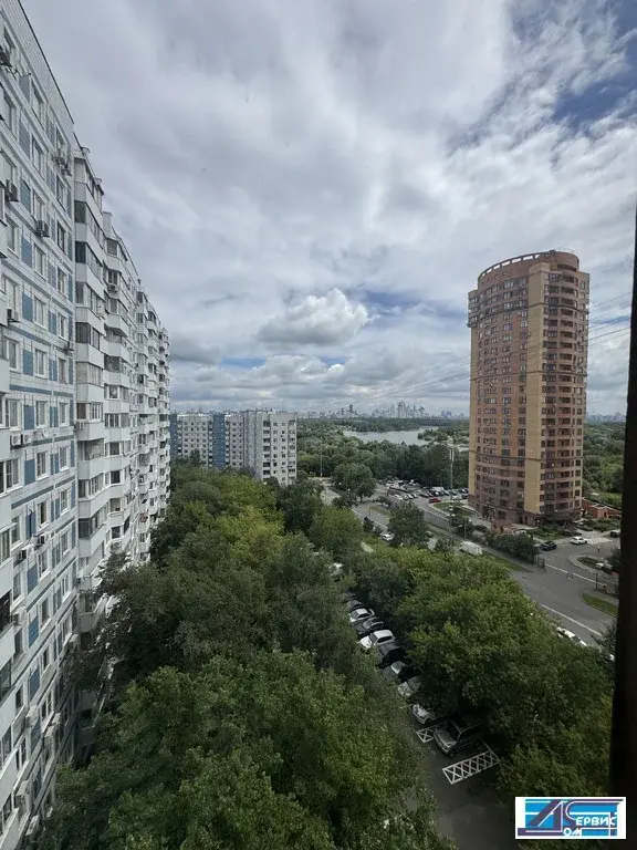продается 3-х комнатная квартира - Фото 4