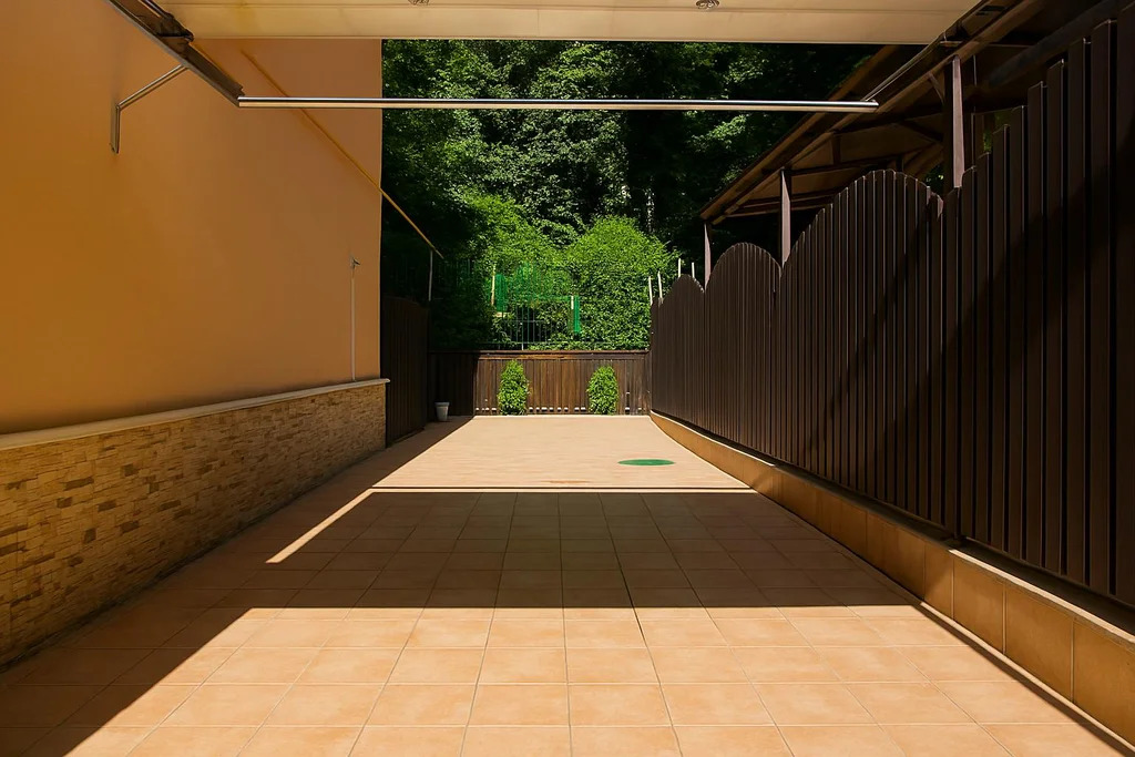 Этаж в доме 57.6 кв. м 150 метров до моря. Охраняемая территория - Фото 4