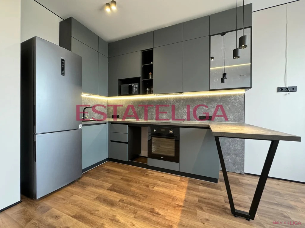 Продажа квартиры, улица Василия Ланового - Фото 0