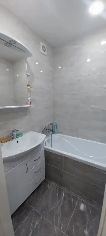 Продаю квартиру ул.С.Бутякова 4 - Фото 19