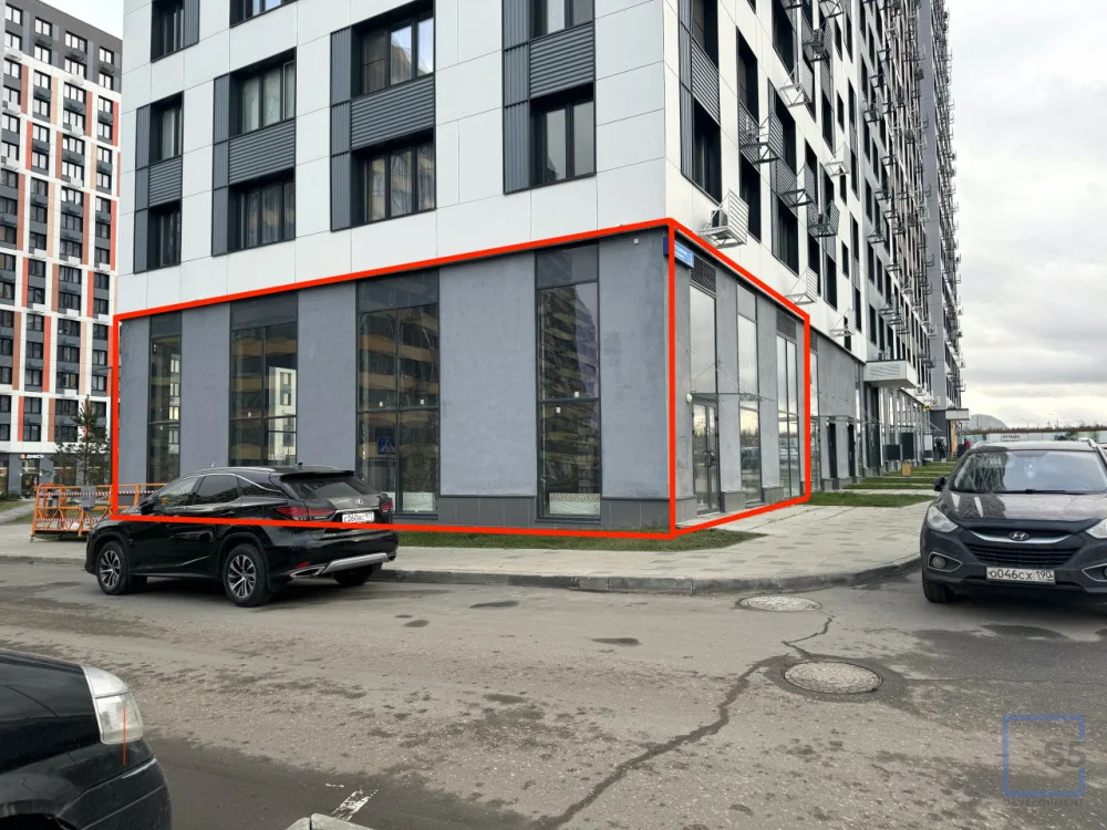 Продажа торгового помещения, м. Митино, микрорайон Кутузовский - Фото 1