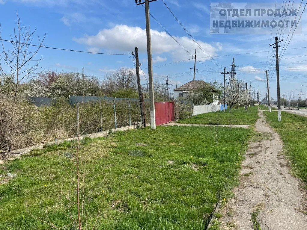 Участок у трассы - Фото 1