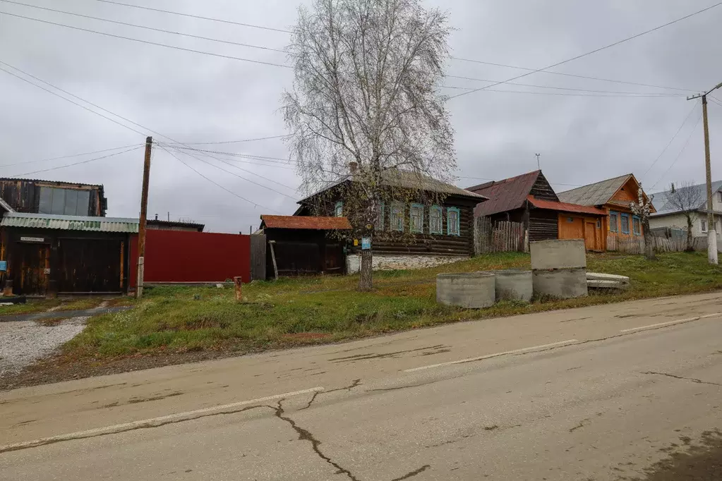 Продаётся жилой дом в г. Нязепетровске по ул. Свердлова. - Фото 0