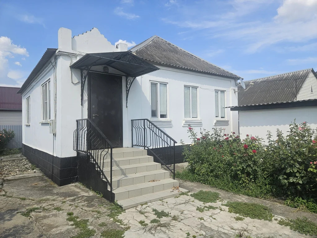 Продажа дома, Новоукраинский, Крымский район, ул. Темченко - Фото 1