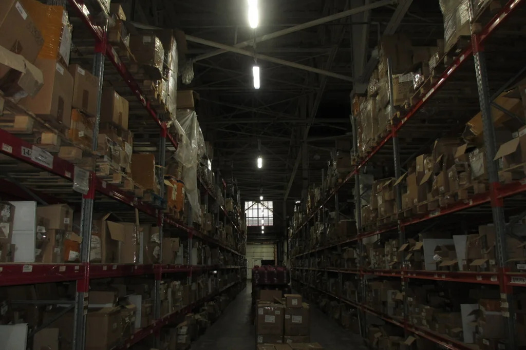 Нежилые здания 13535.4 м2 - Фото 10