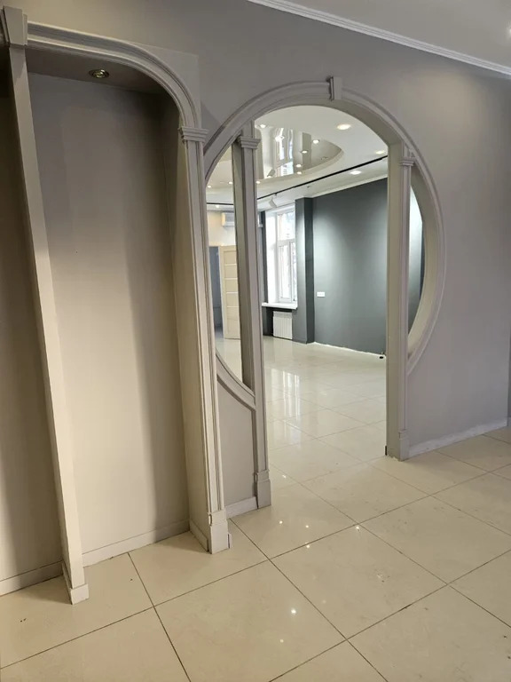 Под салон красоты 112 м.кв - Фото 1