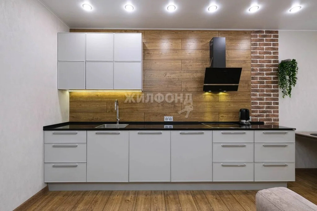 Продажа квартиры, Новосибирск, ул. Сакко и Ванцетти - Фото 2