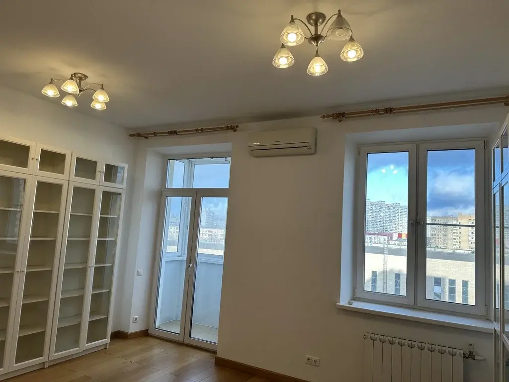 Трехкомнатную квартиру на ул.Космонавтов Общ.пл. 89 кв.м - Фото 21