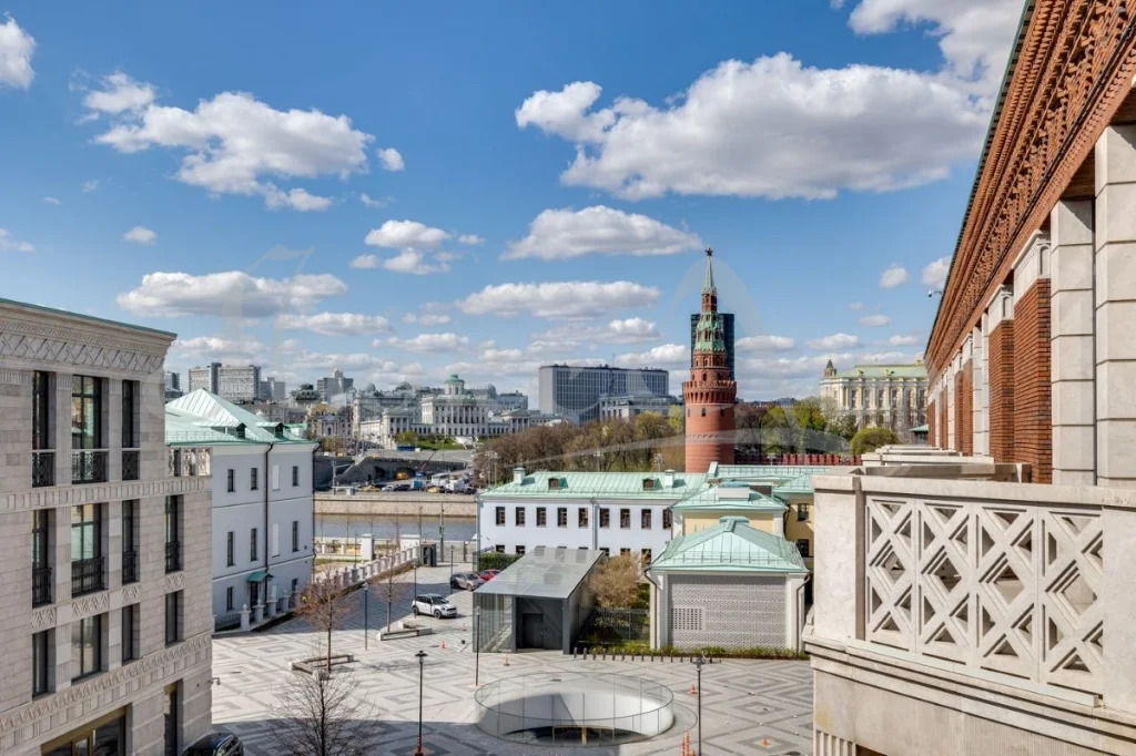Продажа квартиры, м. Боровицкая, Софийская наб. - Фото 0