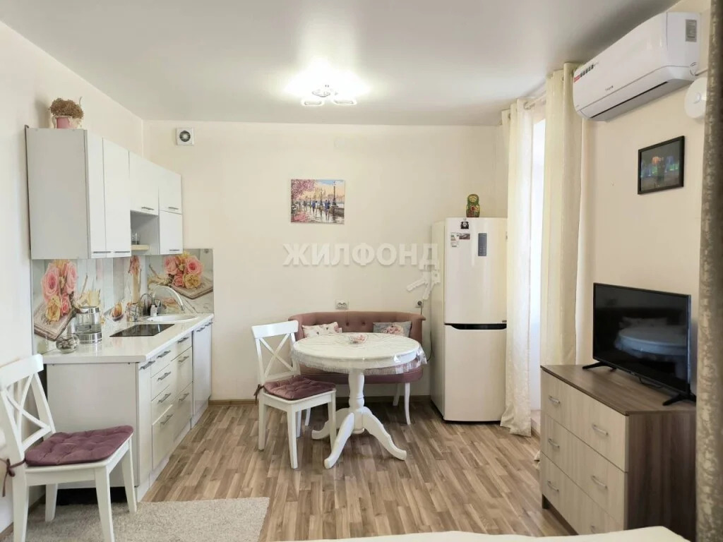 Продажа квартиры, Новосибирск, Романтиков - Фото 1