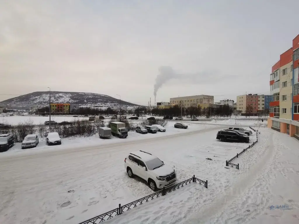 Купить трехкомнатную квартиру 68.8м Колымское ш., 4, Магадан, ... - Фото 26