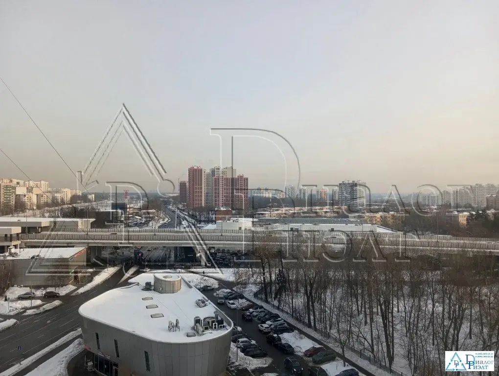 Доля в трехкомнатной квартире, г. Зеленоград, до МЦД - пять минут - Фото 1