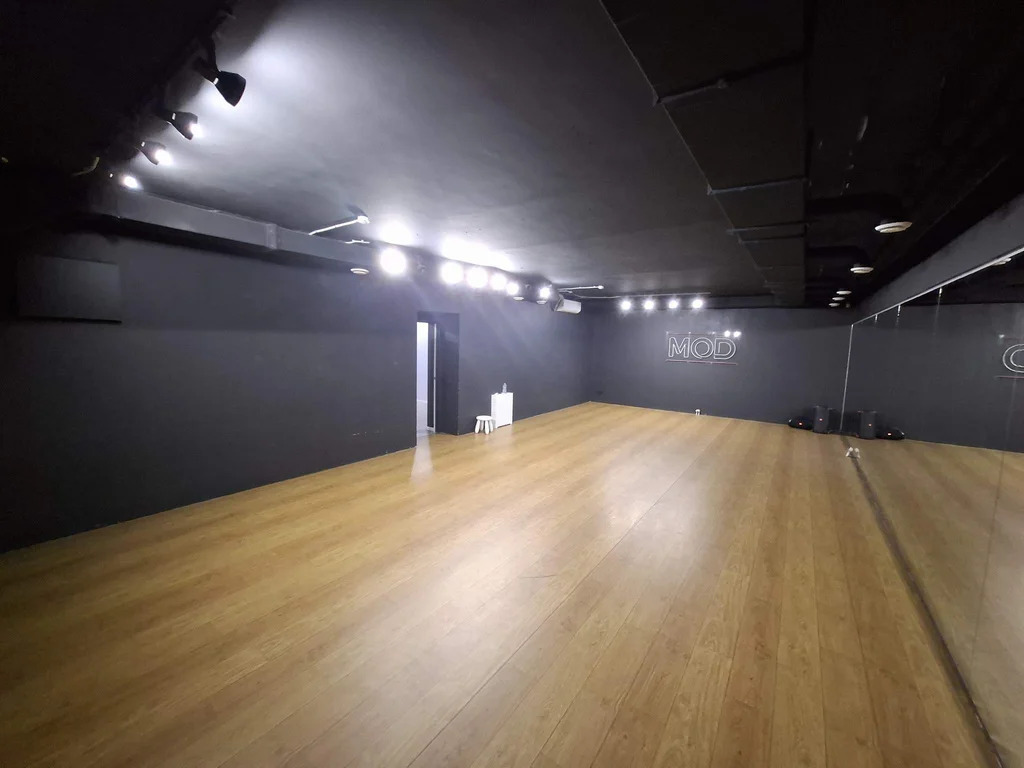 Продается здание 1810 м2 - Фото 19