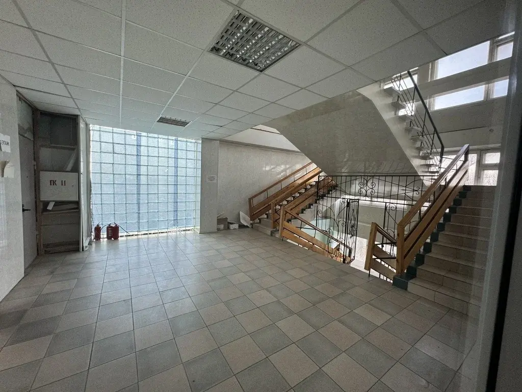 Продаю офис 3866.0м Южное ш., 22, Тольятти, Самарская область, р-н ... - Фото 10