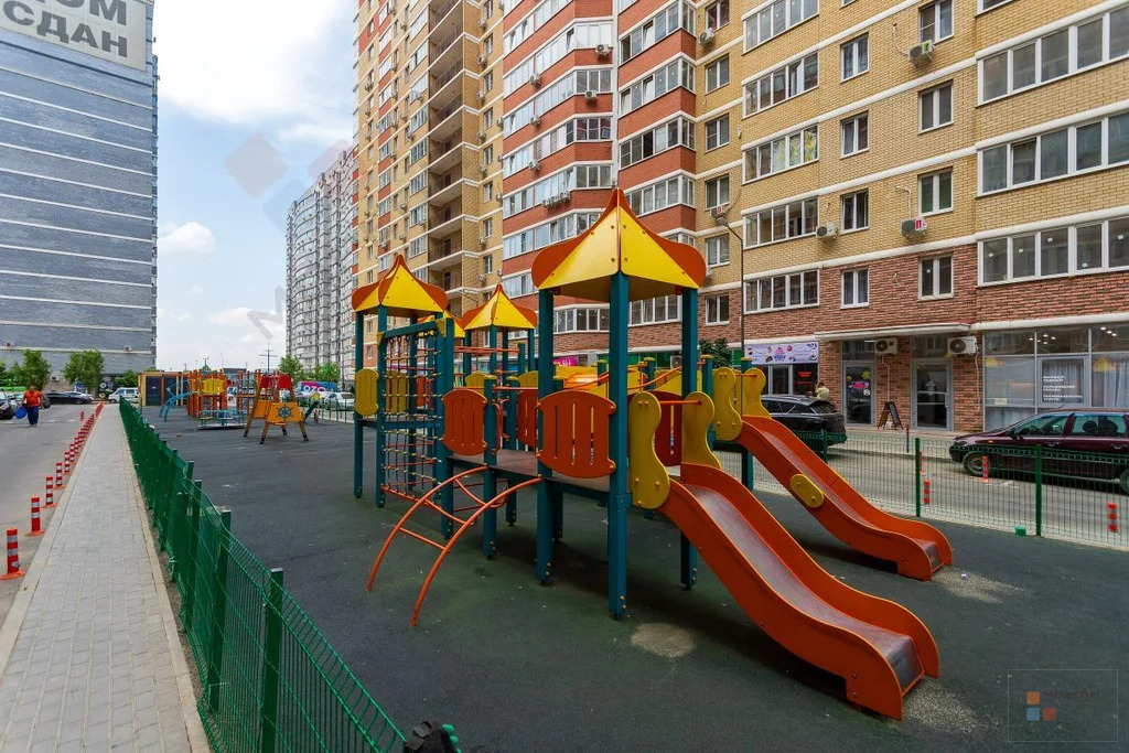 3-я квартира, 77.40 кв.м, 10/16 этаж, Метальникова, им. Цезаря ... - Фото 1