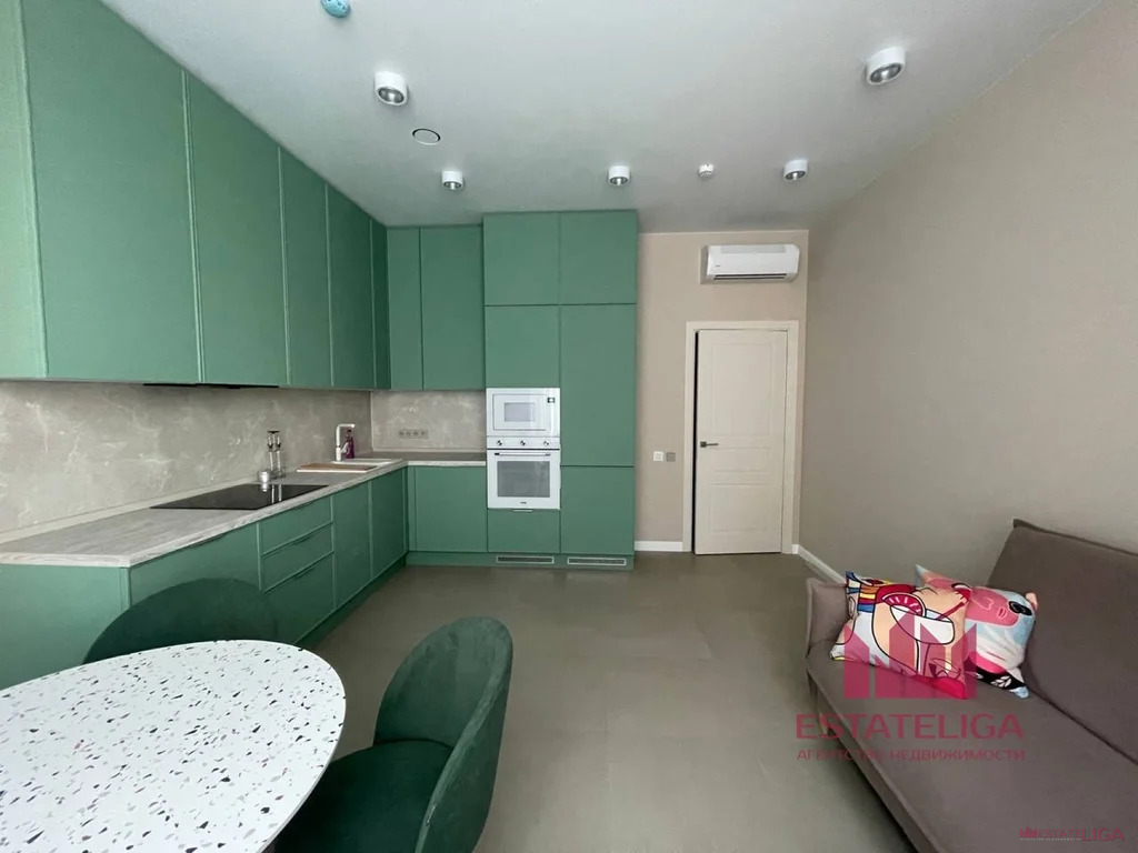 Аренда квартиры, улица Эдуарда Стрельцова - Фото 1