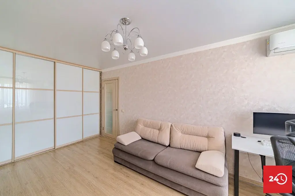 Отличная  1-комнатная  квартира с ремонтом, мебелью и техникой - Фото 4